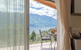 Loft Diva Lake View By Gardadomusmea